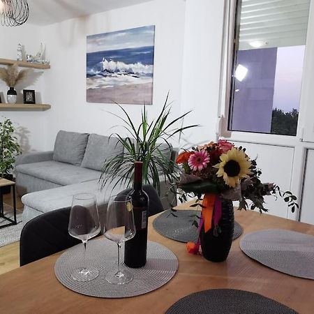 Apartman Liburna Rijeka Exterior foto